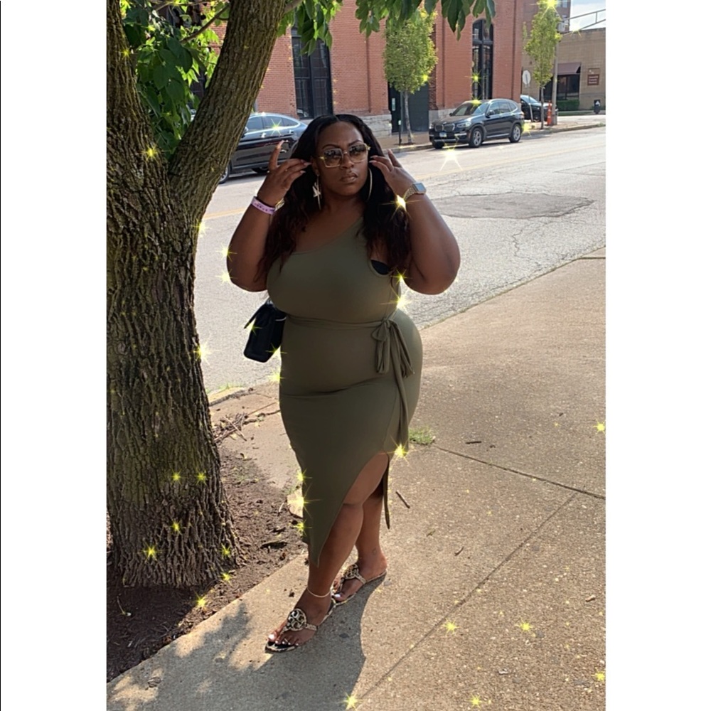 Meet your Posher, Renee